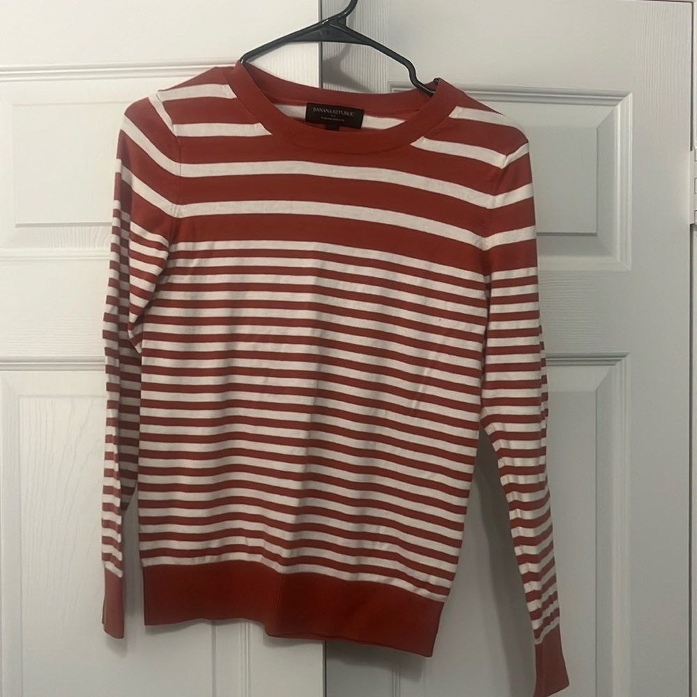 Banana republic coral and white striped sweater